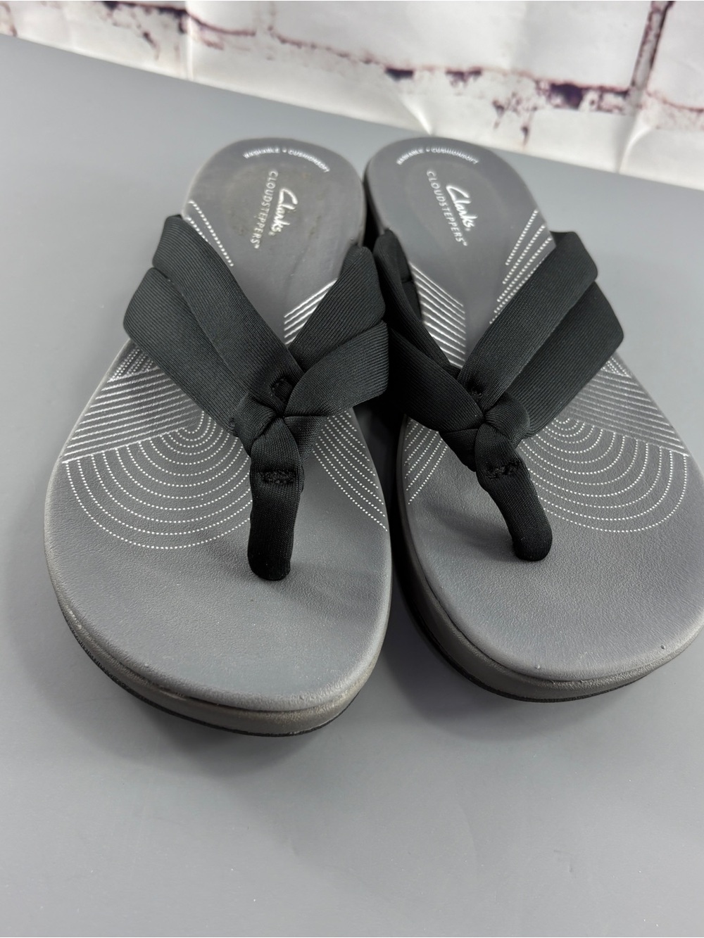 Clarks Cloudstepper Arla Kaylie Women's Black  Comfort Flip Flop Sandals 10
